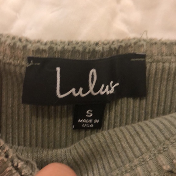 Lulu’s brand olive green off-the-shoulder top. S - Picture 2 of 2